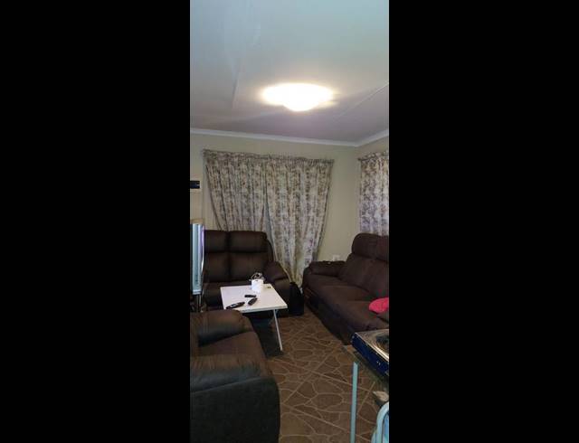 3 BEDROOM HOUSE FOR SALE IN SOSHANGUVE VV